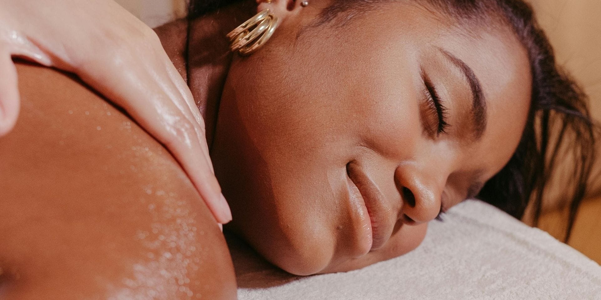 What “Orgasmic Massage Oil” Really Means for Intimate Touch